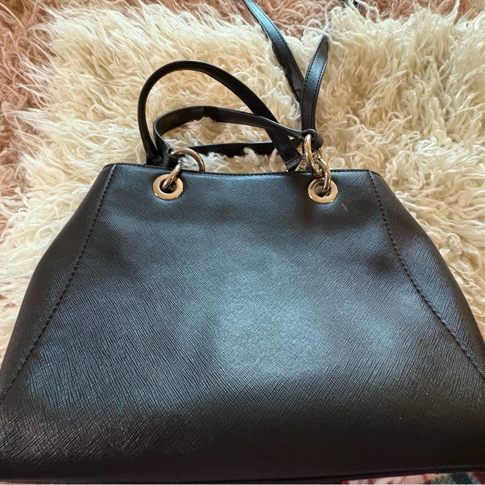 DKNY Black Shoulder Bag with Adjustable Strap - Picture 5 of 11